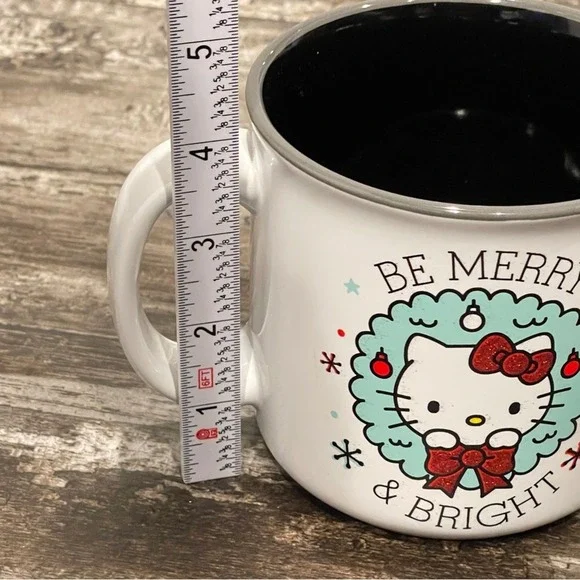 Sanrio Hello Kitty "Be Merry and Bright" Ceramic Camper Mug NEW - Picture 5 of 8
